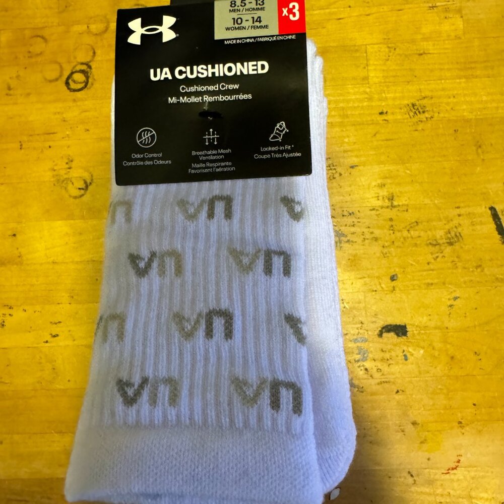 TWO (2) of UNDER ARMOUR Men's UA Cushioned Crew Socks 3-Pack 1385134 NEW w TAGS - Picture 3 of 7